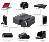 Gadgetbucket LED Projector 640x480 Pixels