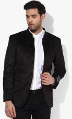 Arrow Black Solid Regular Fit Jacket & Blazer men