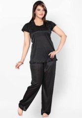 Ishin Black Embroidered Nightwear women