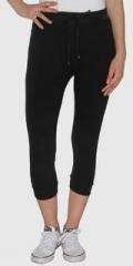 Berge Black Solid Capri women