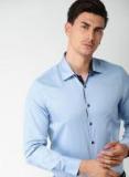 Invictus Blue Slim Fit Solid Formal Shirt Men