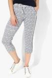 Madame Grey Printed Capri women