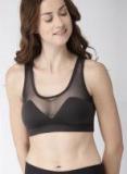 Mast & Harbour Black Solid Non Wired Lightly Padded Sports Bra Women