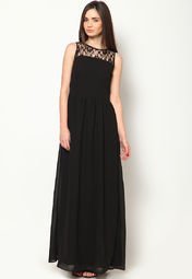 Miaminx Black Georgette Long Party Dress With Lace Yoke Women