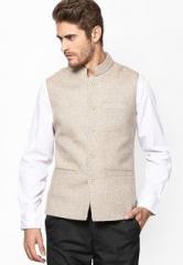 Monteil & Munero Solid Beige Waistcoat men