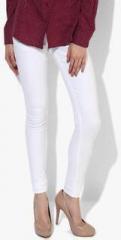 Park Avenue White Solid Mid Rise Skinny Fit Jeans women