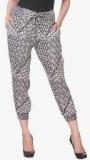 Purys Black Printed Capri Women