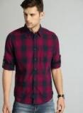 Roadster Navy Blue & Maroon Regular Fit Checked Casual Shirt men