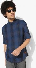 Roadster Navy Blue Regular Fit Checked Casual Shirt men