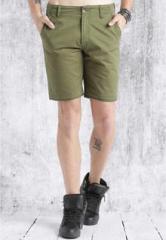 Roadster Olive Solid Shorts men