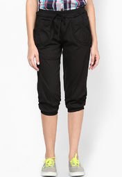 Senora Black Solid Capri Women