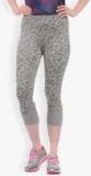 Sweet Dreams Grey Self Design Skinny Fit Capri Women