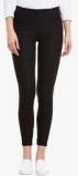 Triyaa Black Solid Jeggings Women