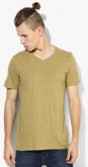 United Colors Of Benetton Beige Solid Slim Fit V Neck T Shirt men