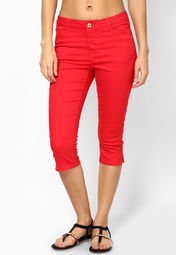 Vero Moda Red Stretchable Capris Women