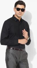 Blackberrys Black Solid Slim Fit Formal Shirt men