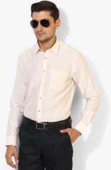 Blackberrys Cream Solid Slim Fit Formal Shirt men