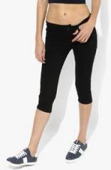 Deal Jeans Black Embellished Capri women