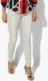 Deal Jeans Cream Solid Mid Rise Slim Fit Jeans Women