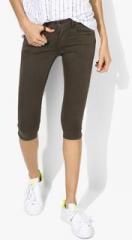 Deal Jeans Olive Solid Capri women