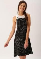 Dressberry Black Checked Dungarees women