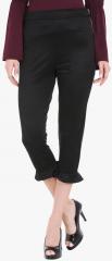 Globus Black Solid Capris women