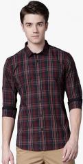 Highlander Maroon Checked Slim Fit Casual Shirt men