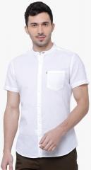 Highlander White Solid Slim Fit Casual Shirt men