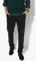 Indian Terrain Black Solid Slim Fit Chinos men