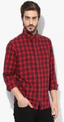 Indian Terrain Red Checked Slim Fit Casual Shirt men