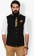 Invern By Monteil Black Solid Waistcoat men