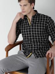 Invictus Black Checked Slim Fit Casual Shirt men