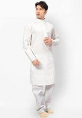 Ishin Solid White Kurta Pyjama men