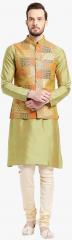 Kisah Green Solid Kurta Pyjama With Ethnic Jacket men