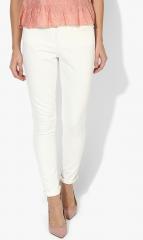 Levis White Mid Rise Skinny Fit Jeans women