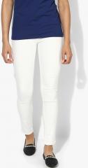 Levis White Solid Mid Rise Skinny Fit Jeans women