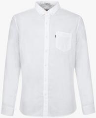 Levis White Solid Slim Fit Casual Shirt men