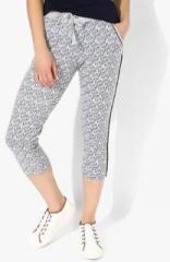 Madame Grey Printed Capri women