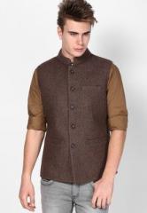 Monteil & Munero Solid Brown Waistcoat men