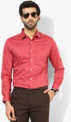 Peter England Red Solid Slim Fit Formal Shirt men