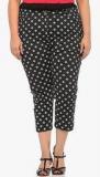 Pluss Black Printed Mid Rise Regular Fit Capri Women