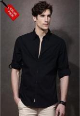 Roadster Black Solid Regular Fit Casual Shirt men