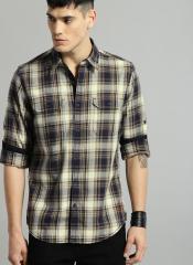 Roadster Navy Blue & Off White Regular Fit Checked Casual Shirt men