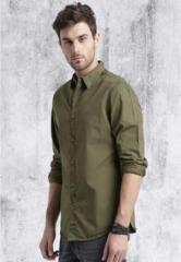 Roadster Olive Solid Regular Fit Casual Shirt men