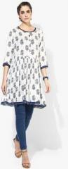 Sangria Round Neck 3/4Th Sleeves Gathered Printed Tunic With Contrast Piping And Buttons women