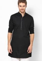 See Designs Black Solid Slim Fit Kurta men