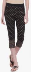 Tab91 Black Printed Capri women