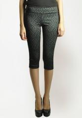 The Vanca Printed Black 3/4Ths women