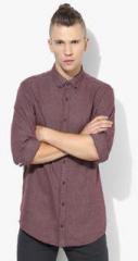 Tommy Hilfiger Maroon Solid Regular Fit Casual Shirt men