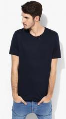 Topman Navy Blue Solid Regular Fit Round Neck T Shirt men